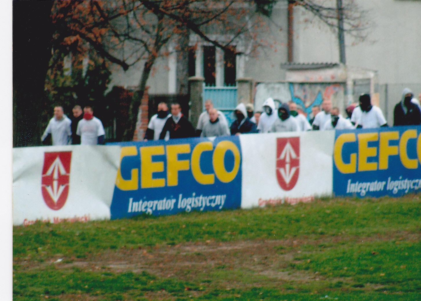 Pogoń Grodzisk Mazowiecki - Olimpia Warszawa 11.11.2004 Puchar Polski — fotografia 4