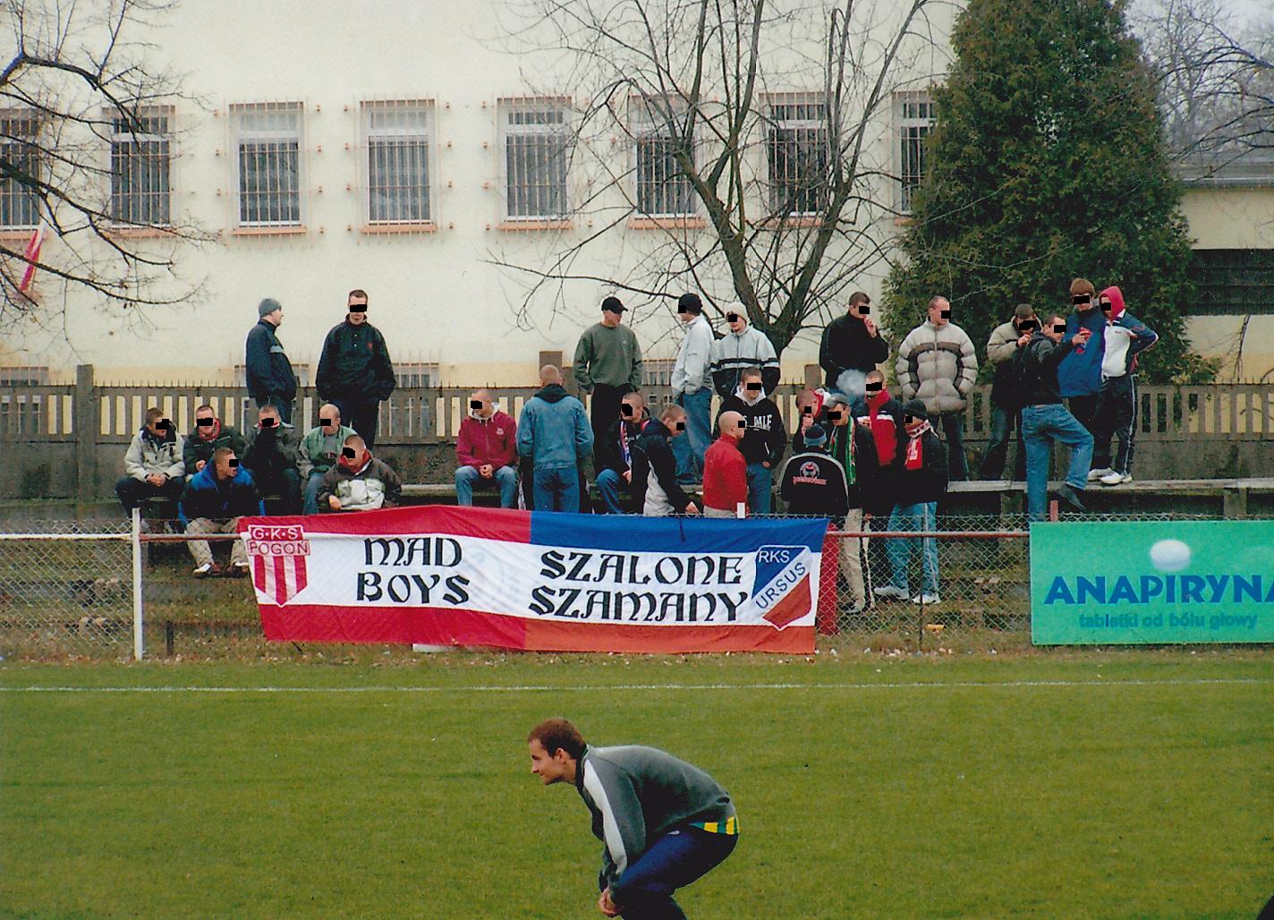 Pogoń Grodzisk Mazowiecki - Olimpia Warszawa 11.11.2004 Puchar Polski — fotografia 2