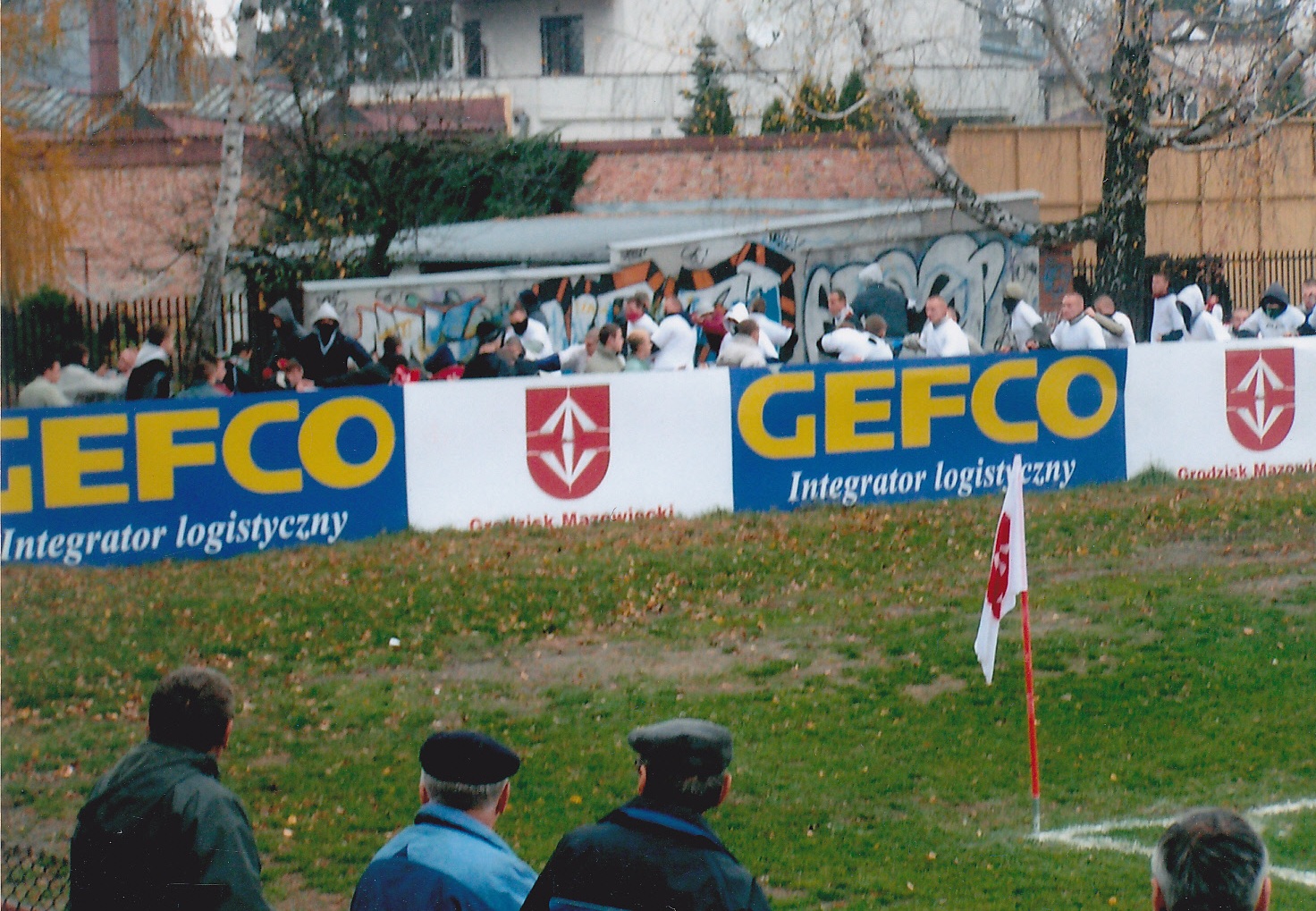 Pogoń Grodzisk Mazowiecki - Olimpia Warszawa 11.11.2004 Puchar Polski — fotografia 7