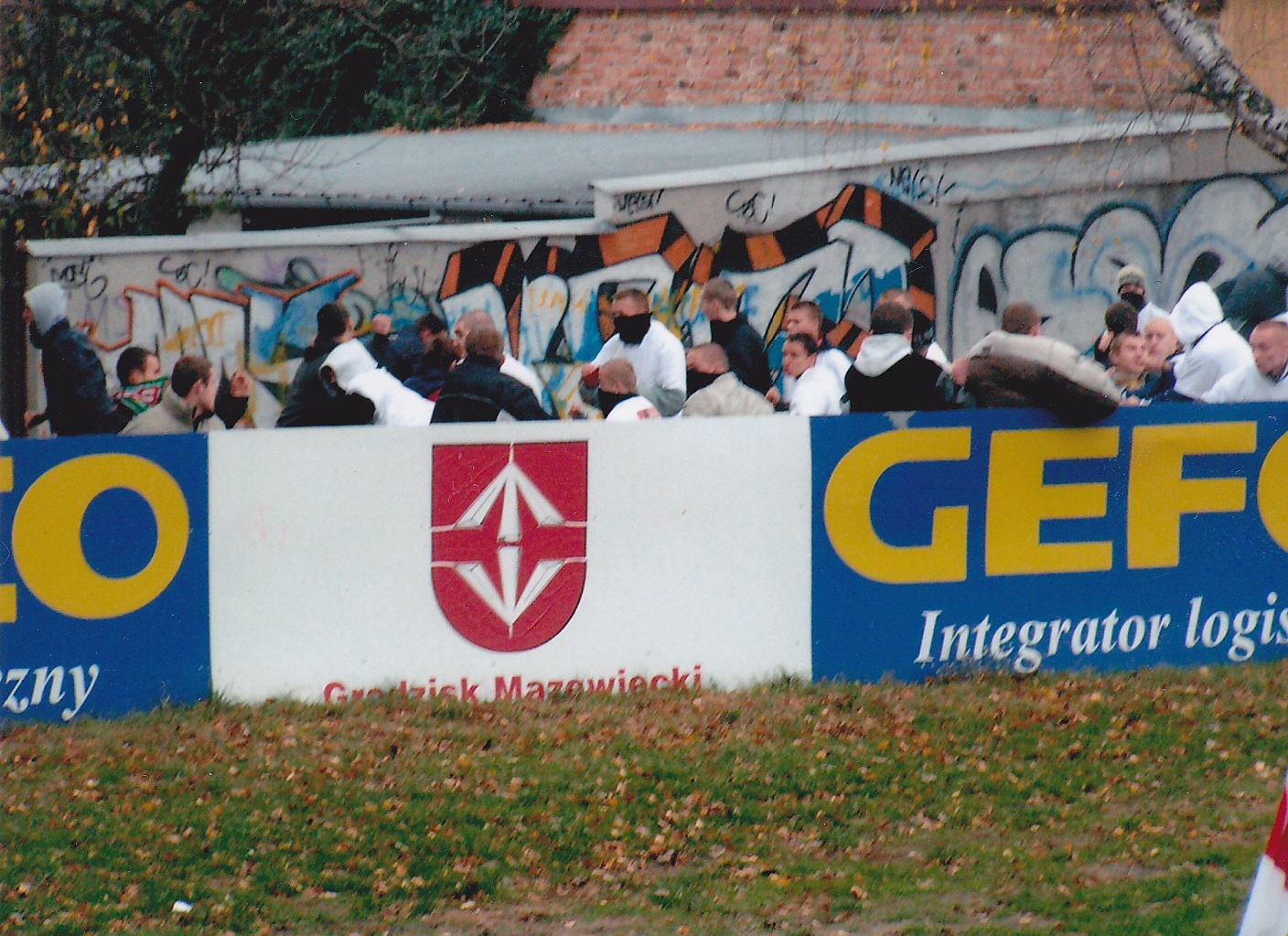 Pogoń Grodzisk Mazowiecki - Olimpia Warszawa 11.11.2004 Puchar Polski — fotografia 8